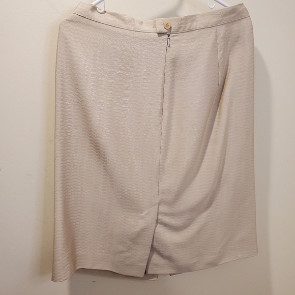 Giorgio Armani Vintage  beige Wool blended midi skirt size 12 - Picture 10 of 12